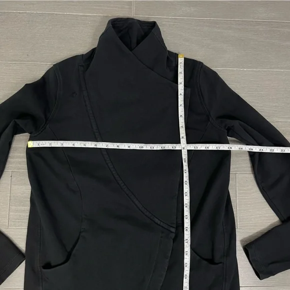 Lululemon Rulu Rally Wrap Black 6 Jacket Cardigan Sweater Snap Button Closure - Picture 15 of 16